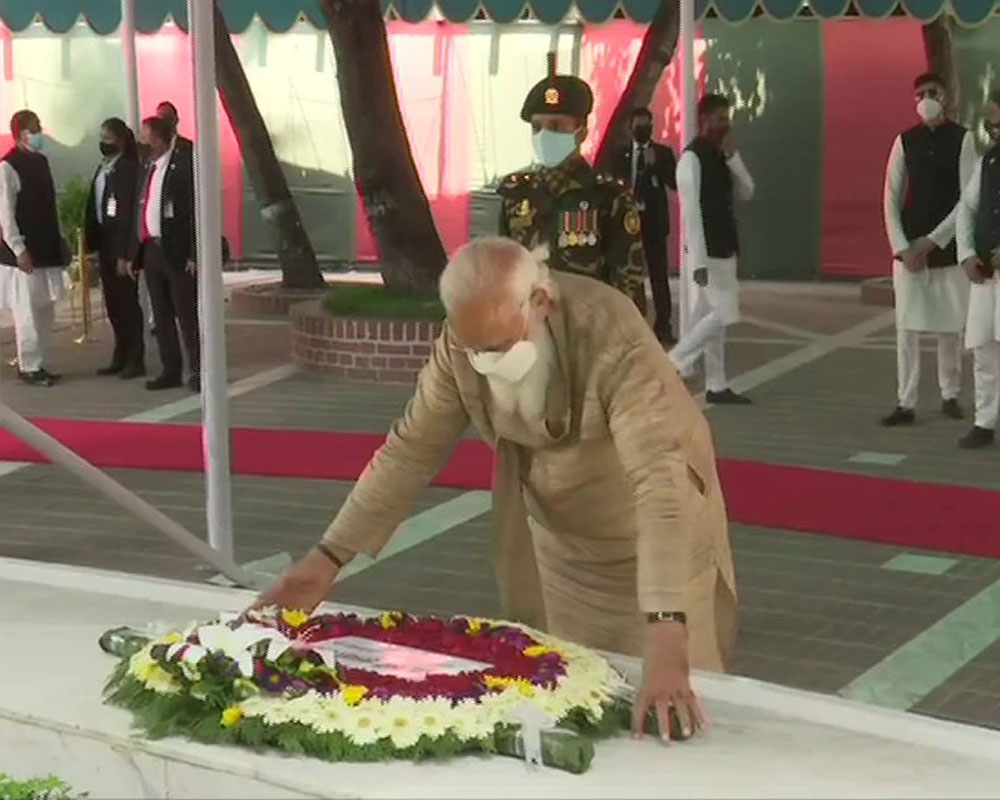 PM Modi visits mausoleum of 'Bangabandhu' Sheikh Mujibur Rahman, pays floral tributes