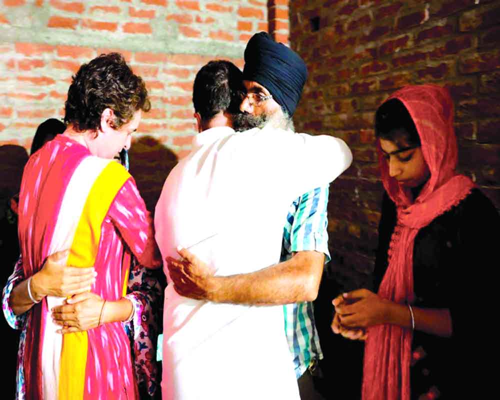 Rahul, Priyanka visit Lakhimpur after high drama