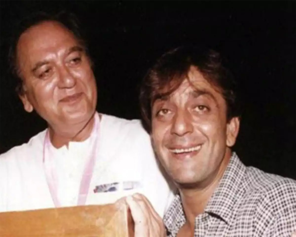 Sanjay Dutt remembers father and mentor Sunil Dutt on 16th death anniversary