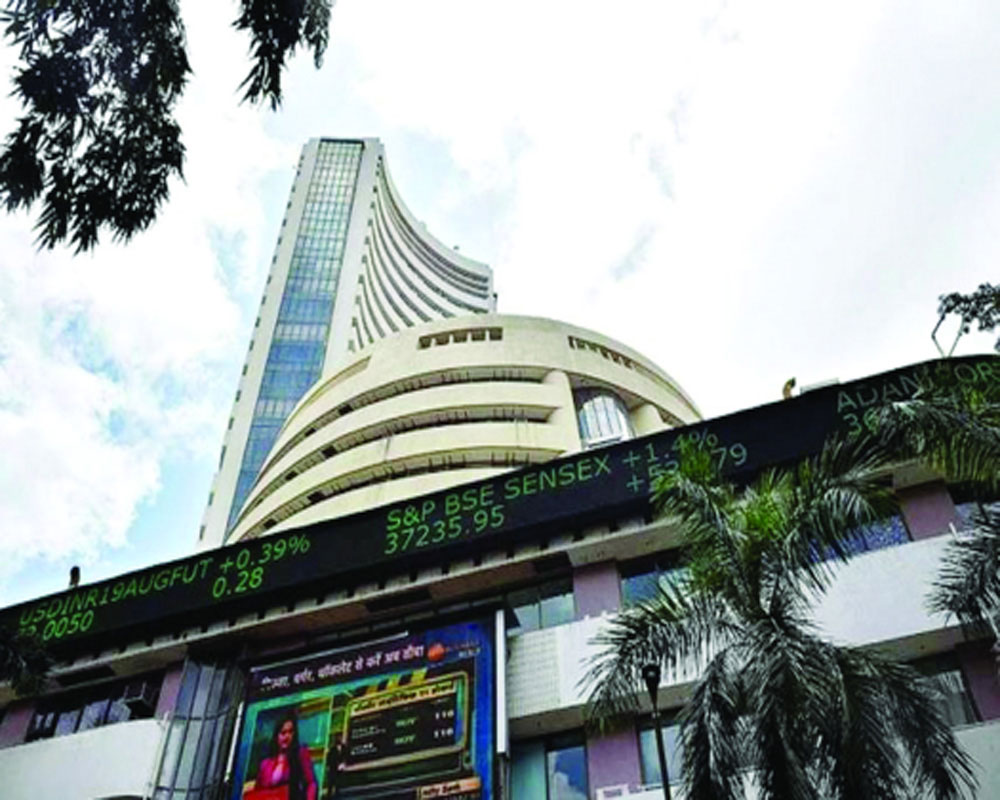 sensex, nifty start on flat note amid mixed global cues