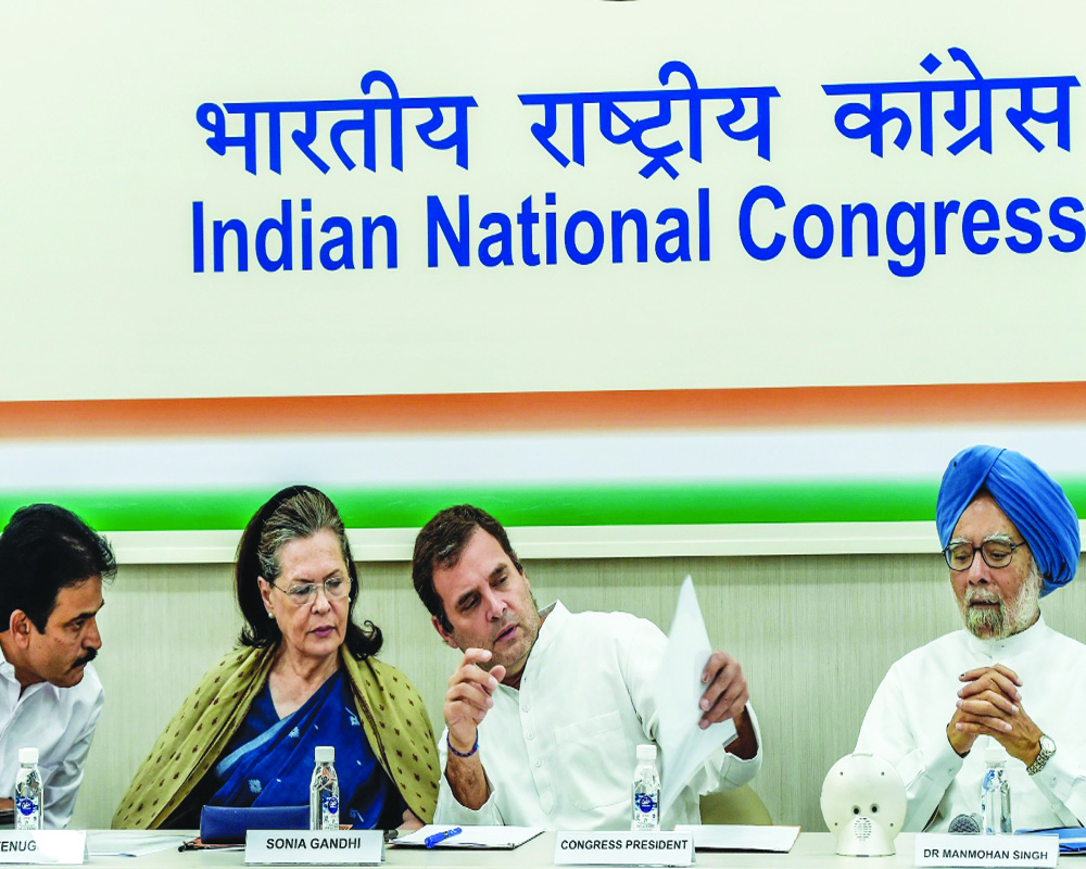 Sonia, Manmohan, Rahul among 30 Cong star campaigners for Bengal
