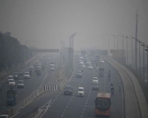 Delhi's air quality 'moderate' due to high surface winds