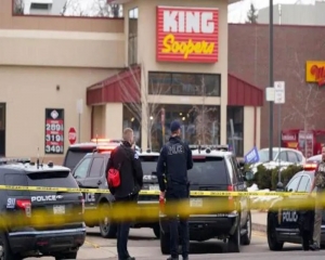 Police: 10 people killed at Colorado supermarket