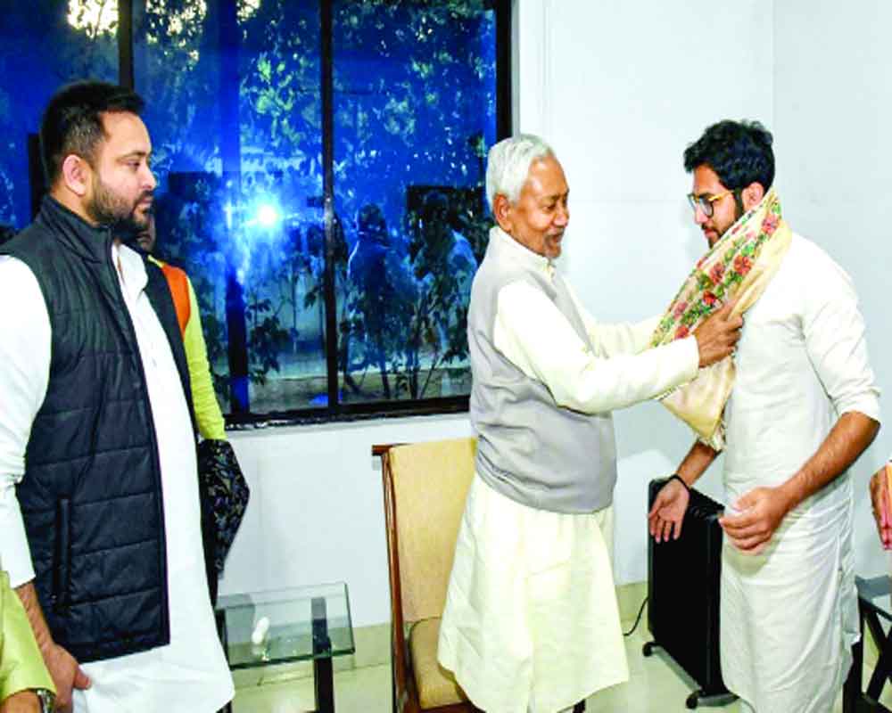 Aaditya meets Nitish, Tejashwi in bid to woo Biharis for BMC polls
