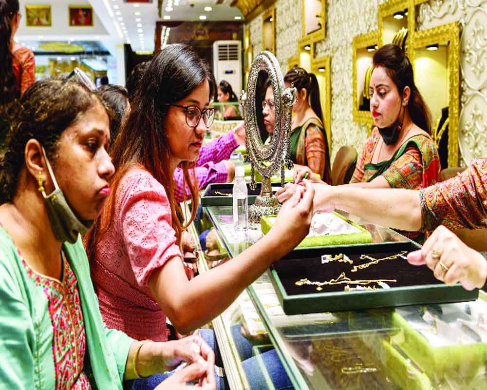 Akshaya Tritiya begins on positive note; jewellers expect biz of up to 30  tonne