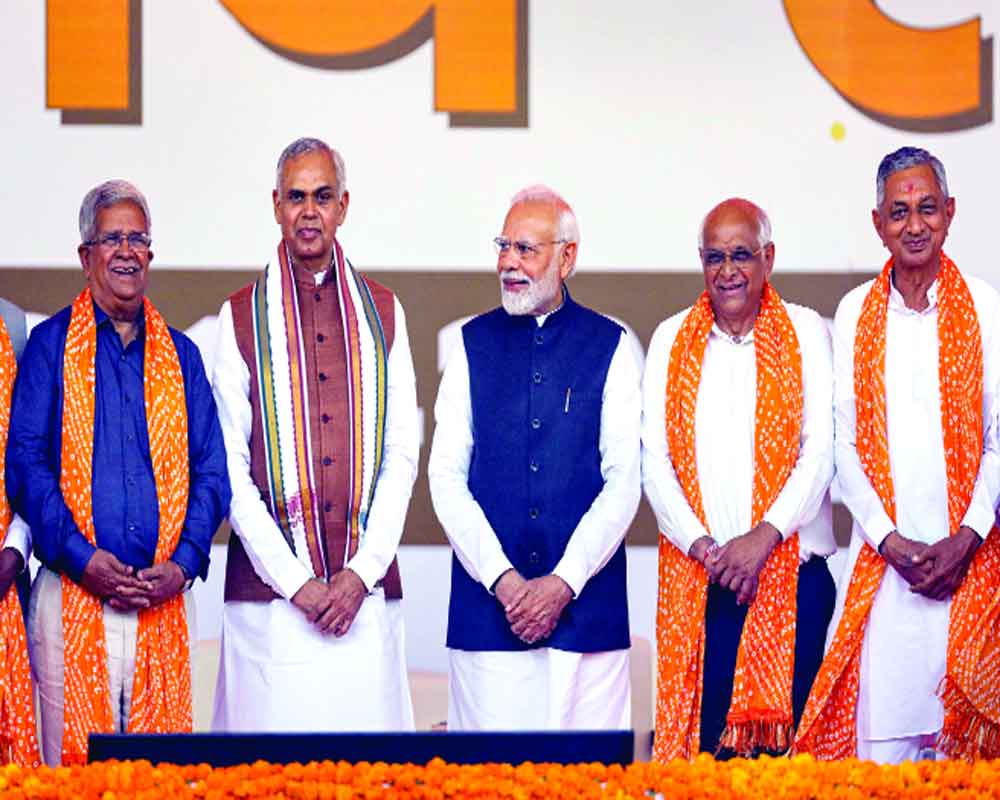 Bhupendra sworn in as Guj CM for 2nd term, 11 ex-mins in new Govt