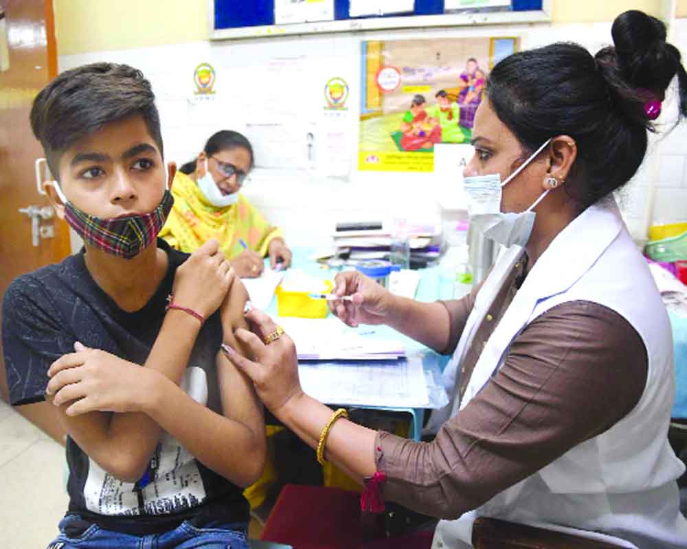 Delhi Covid number doubles, cases spike to 15K in country
