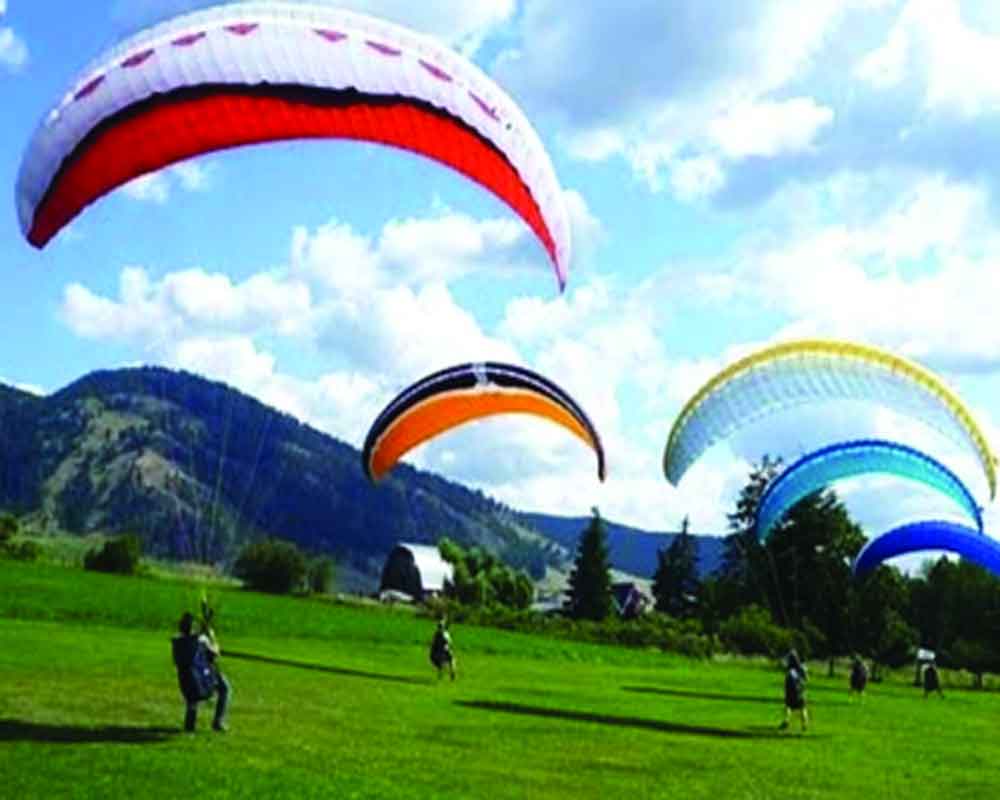 Fatal paragliding accidents mar tourism in Himachal