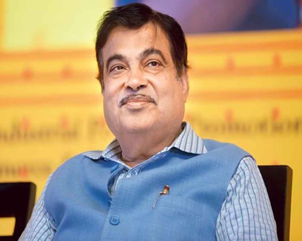 Gadkari lays stone for Rs 3,000 cr NH projects in AP
