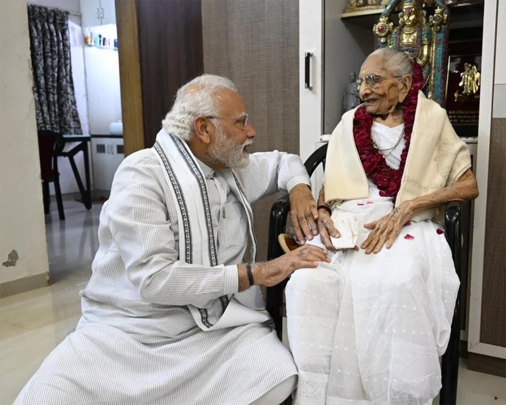 Mother inspired me to focus on 'garib kalyan', said never take bribe: PM Modi on her birthday