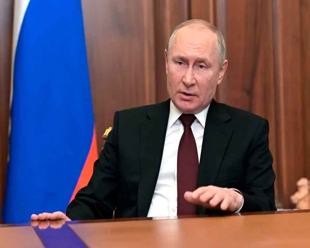 Putin to undergo cancer treatment, hand over power: US media report