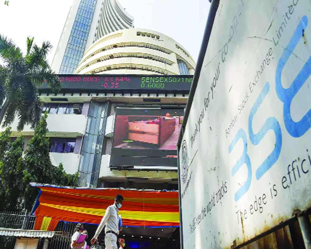 Sensex, Nifty rebound nearly 1 pc on gains in auto, IT stocks