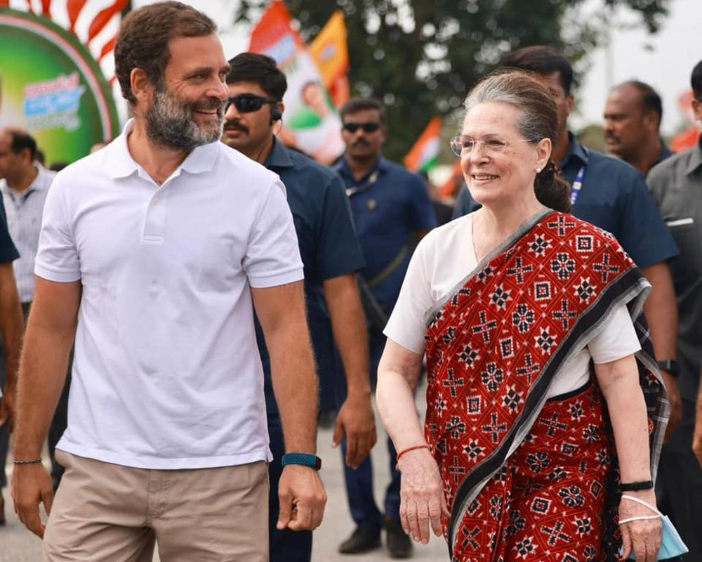 Sonia Gandhi joins Bharat Jodo Yatra in Karnataka