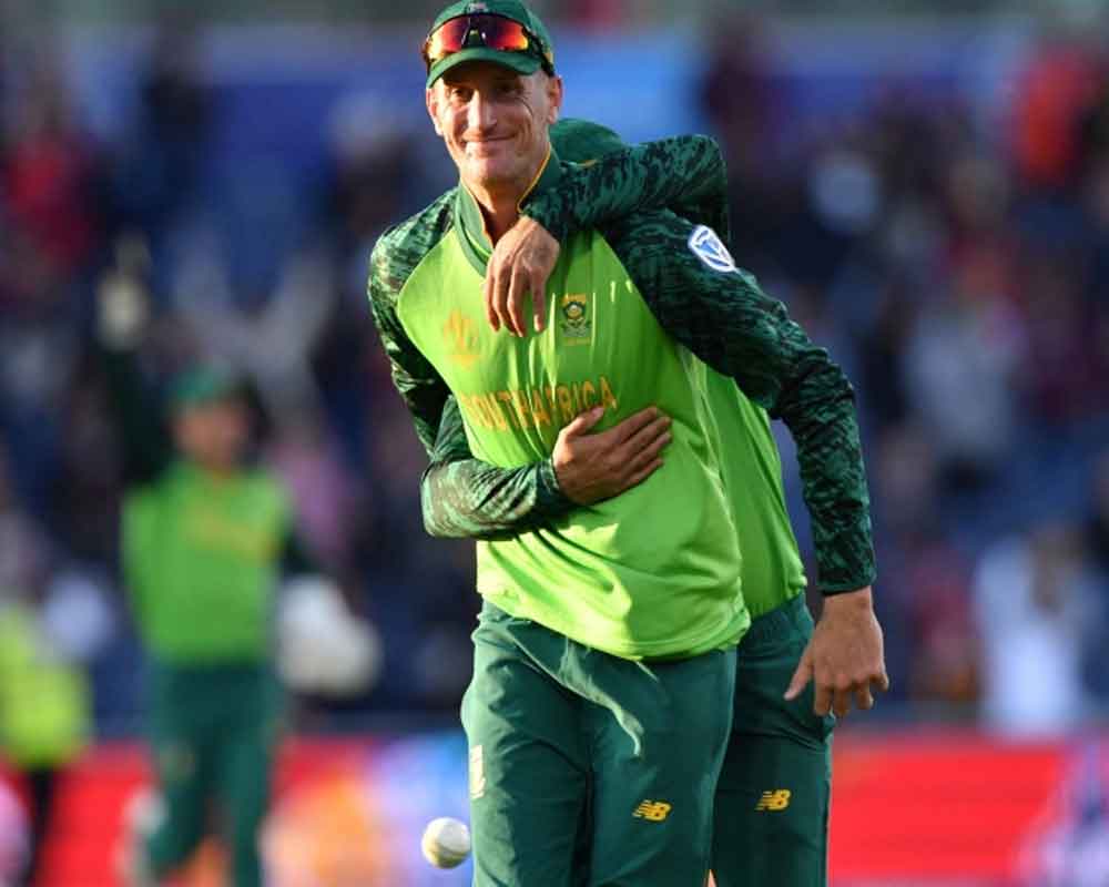 South African all-rounder Chris Morris retires from all forms of cricket
