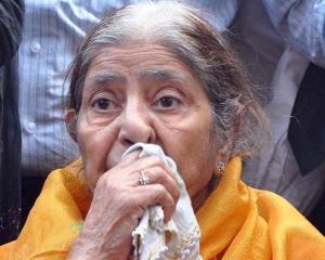 Gujarat riots: SC upholds SIT clean chit to Modi, dismisses Zakia Jafri's plea
