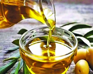 India's edible oil import bill up 34% at `1.57L cr: SEA
