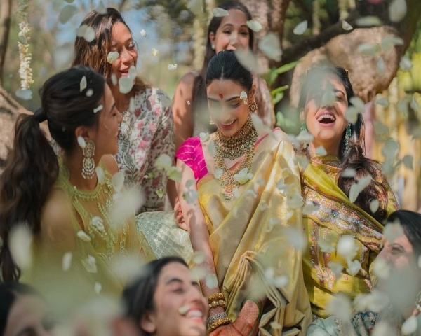 Athiya Shetty shares pic in saree from pre-wedding ceremony