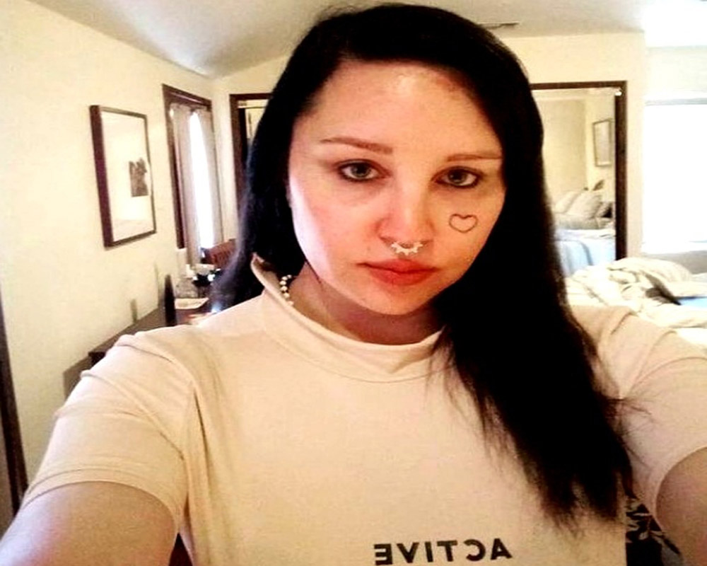 Amanda Bynes put in psychiatric care after roaming on the street naked