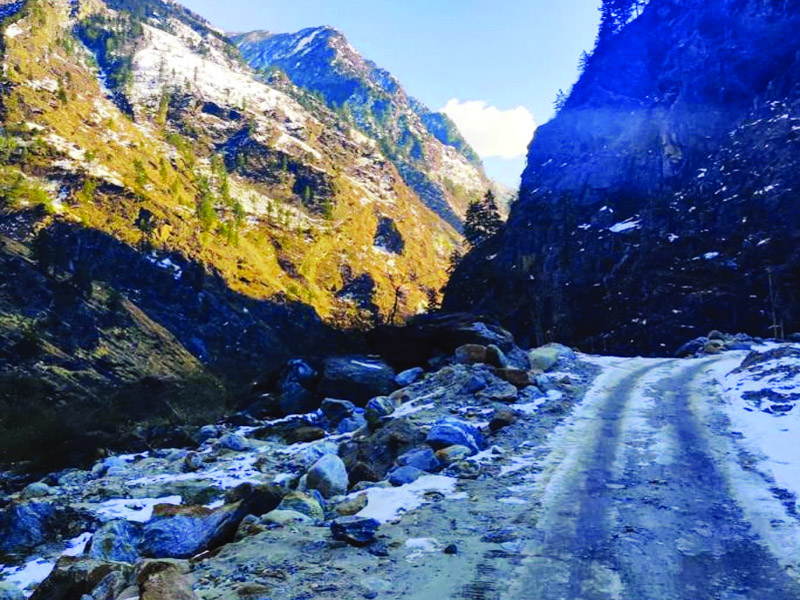 Damned rural roads in hills of Uttarakhand