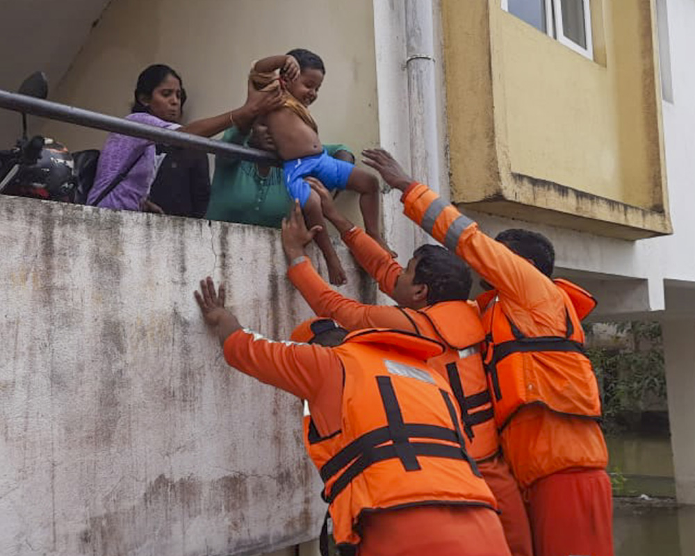 Death toll rises to 7, boats and tractors used in relief works in and around rain-hit Chennai