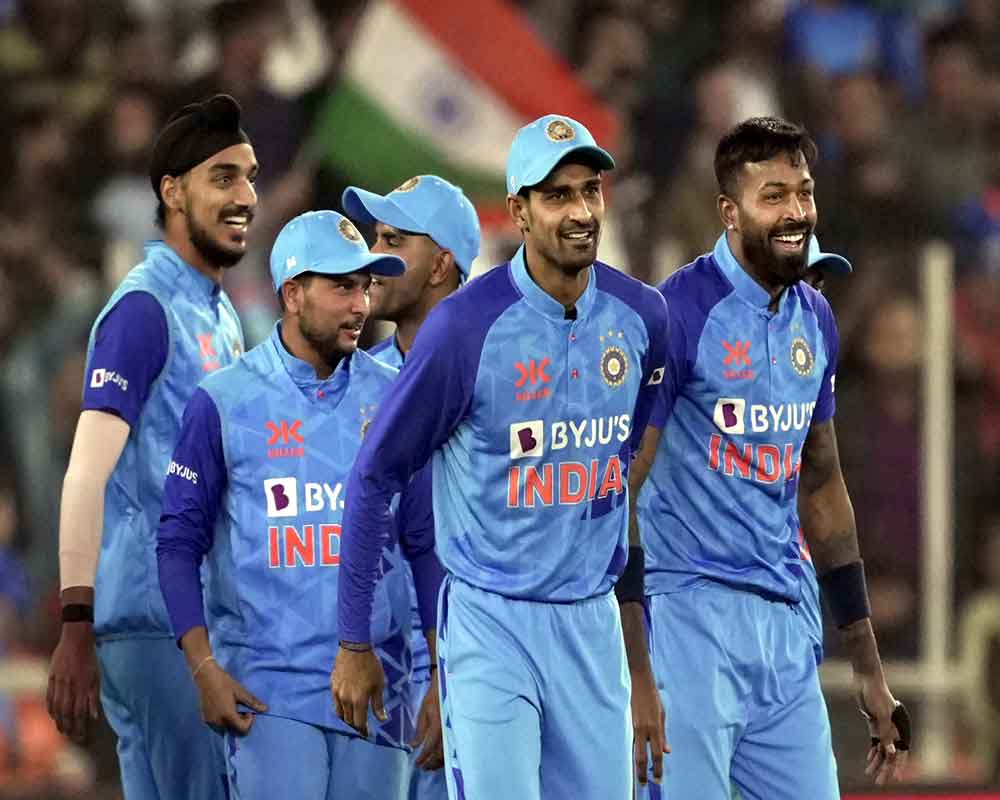 India beat NZ by 168 runs in 3rd T20I, clinch series 2-1