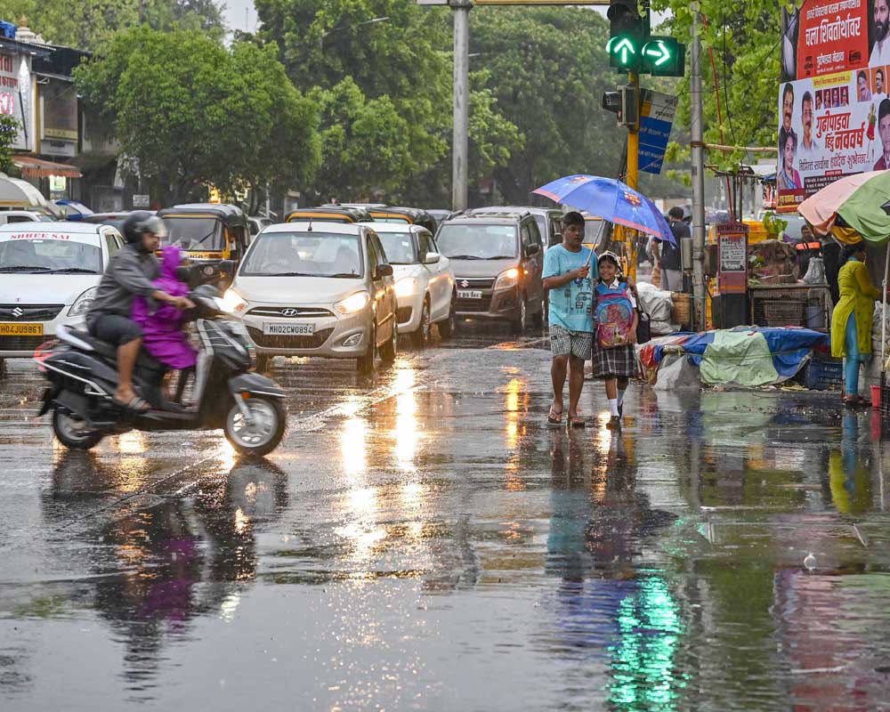 Mumbai weather: Heavy unseasonal rains lash Mumbai and satellite cities