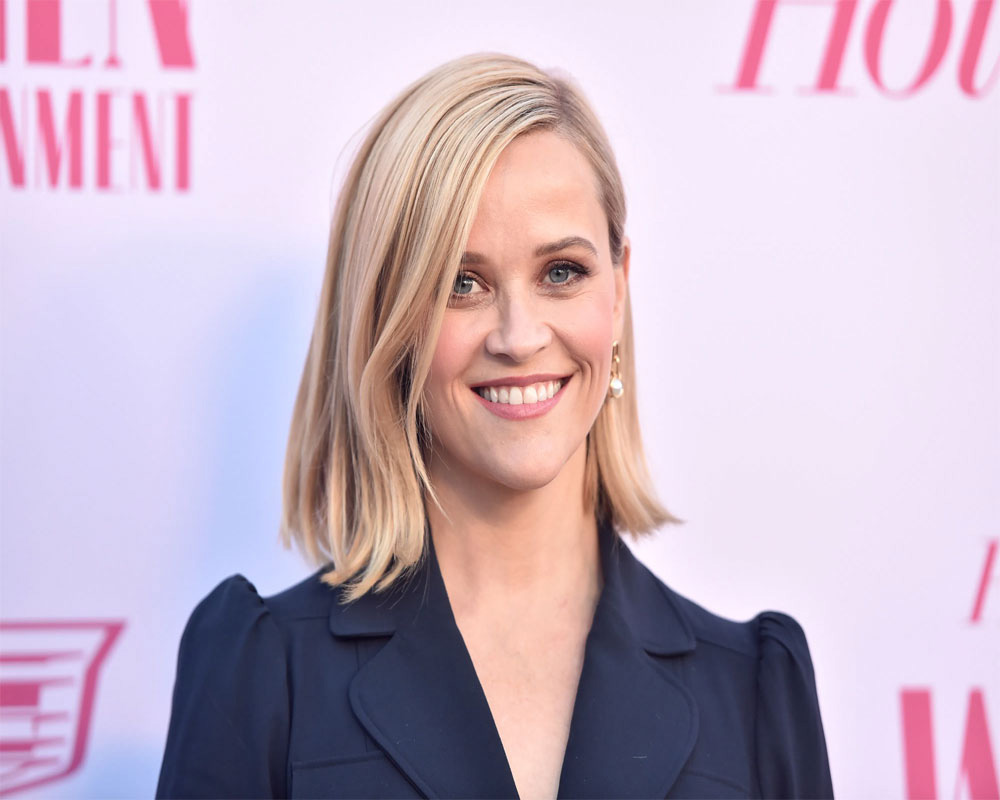 Reese Witherspoon divorces husband after 10 years