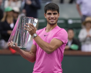 Alcaraz clinches Indian Wells title, returns to World No. 1