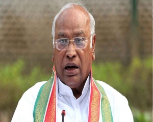 Kharge writes to Shah, seeks his intervention in ensuring adequate security for Bharat Jodo Yatra in J-K
