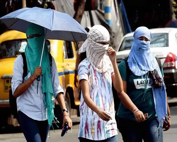 Unrelenting heat disrupts daily life in swathes of India