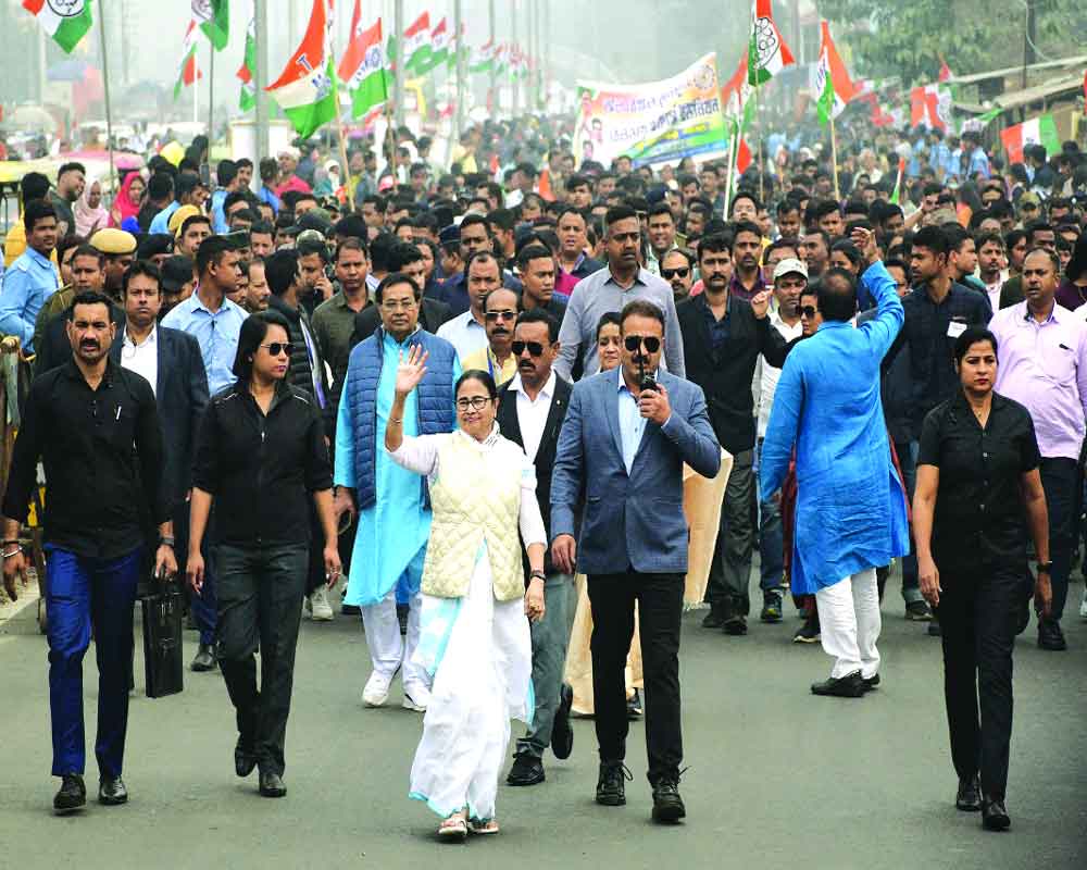 Mamata abandons INDIA Bloc