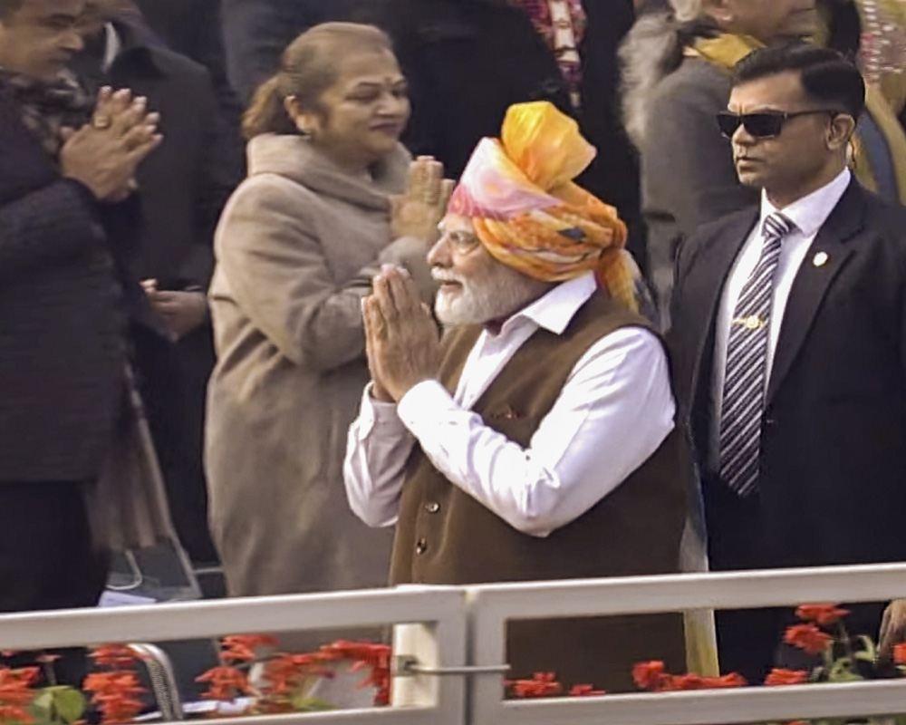 On 75th Republic Day, PM Modi wears multi-coloured 'bandhani' turban
