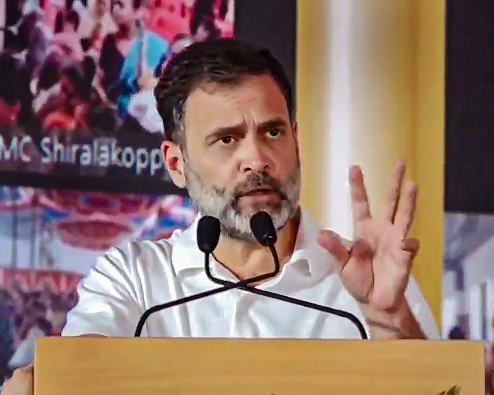 Rahul slams BJP, says history doesn't change by 