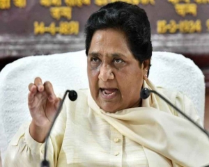 'Inheritance tax' remark made to divert attention from Cong's 'garibi hatao' campaign: Mayawati