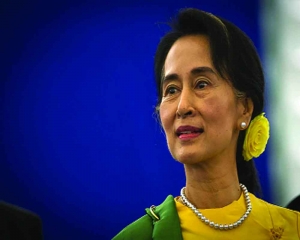 Aung San Suu Kyi: Prison or house arrest?
