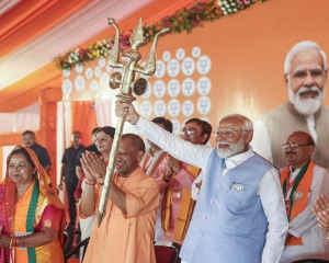 Cong, SP will run bulldozer over Ram temple if voted to power: PM Modi