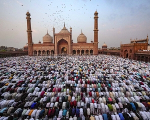 Eid-ul-Fitr celebrated across Delhi