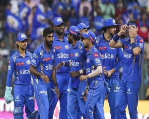 IPL: KKR target playoff berth at home; MI seek to salvage pride