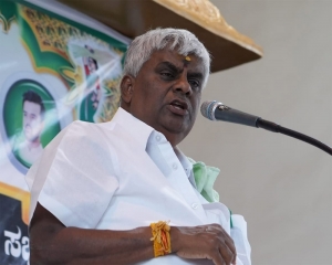 Lookout notice issued against JD(S) leader Revanna