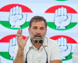 Modi govt 'snatching away' reservation by 'blindly' implementing privatisation: Rahul