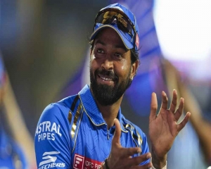 Mumbai Indians opt to bowl against Royal Challengers Bengaluru