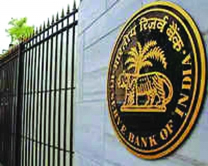 RBI imposes curbs on Shirpur Cooperative Bank