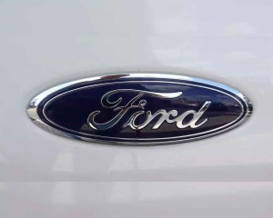 US probes complaints that Ford pickups can downshift without warning, increasing risk of crash