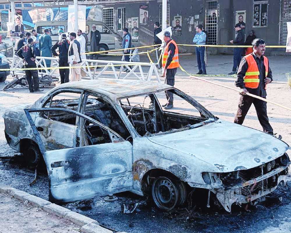 12 killed, 36 injured in suicide attack outside Islamabad court