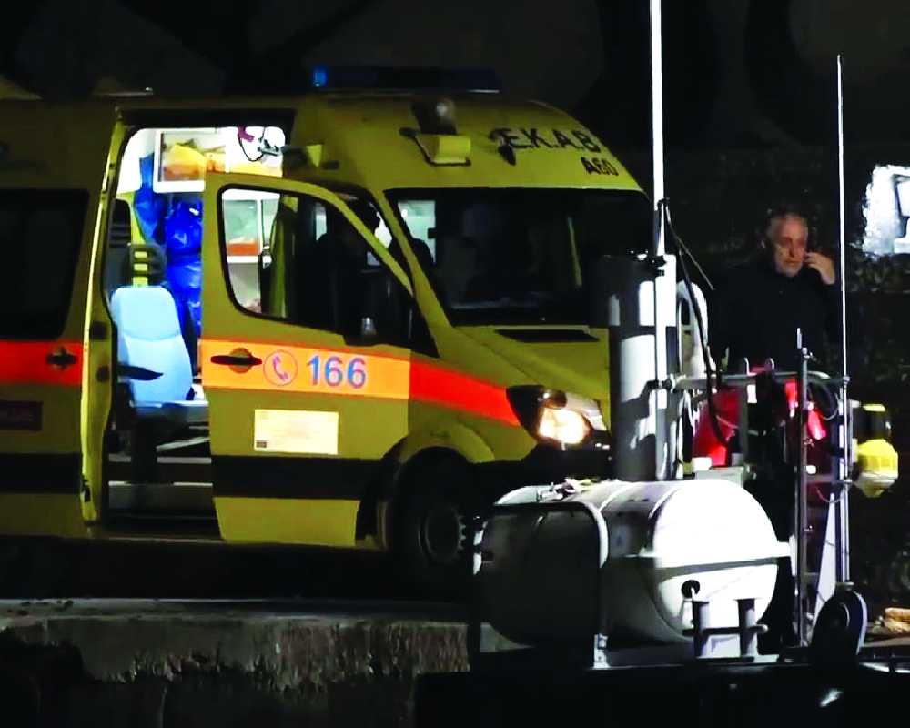 2 men found alive as 17 dead found on migrant boat near Crete