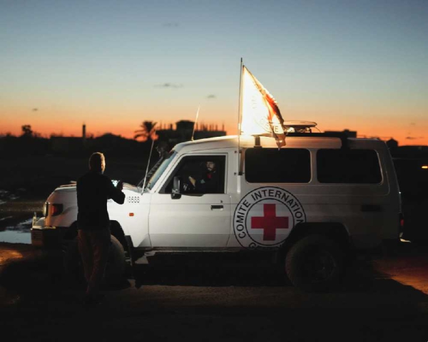 Israel hands over 15 Palestinian bodies