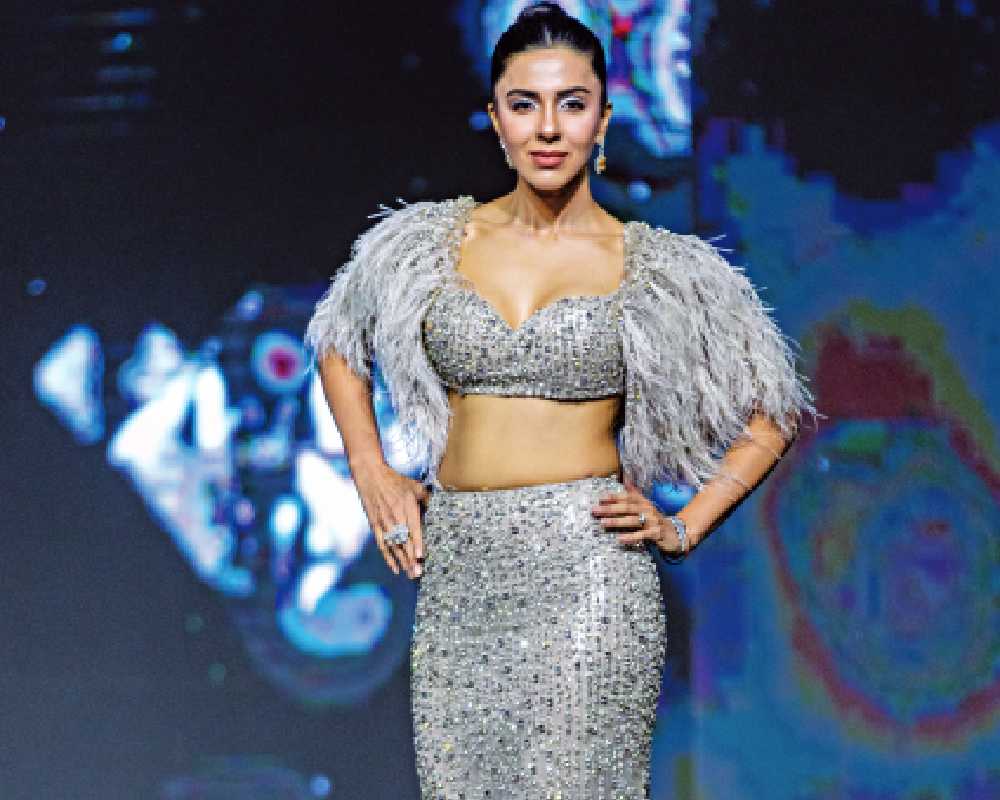 A Vestiary of Valour