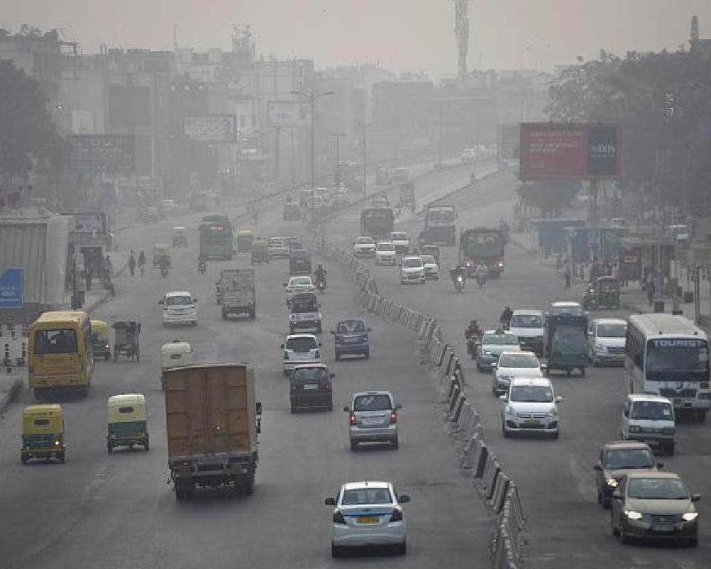 Air quality improves slightly, but still ‘poor’