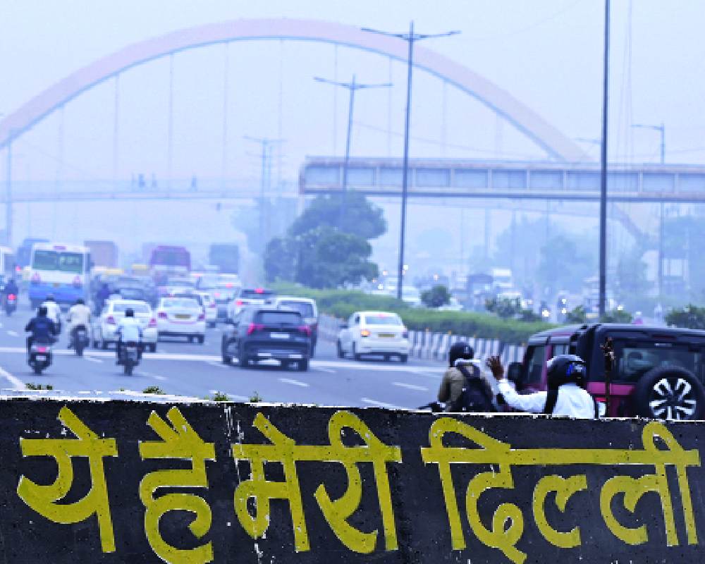 Air quality turns very poor; AQI crosses 373 mark