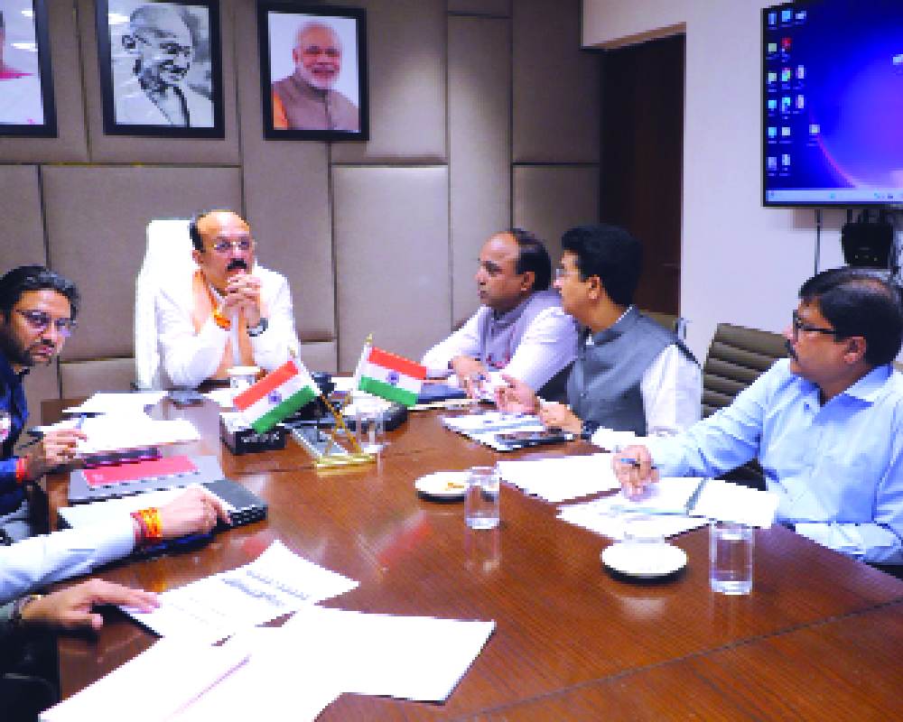 Ashish Sood reviews MCD efforts amid rising pollution